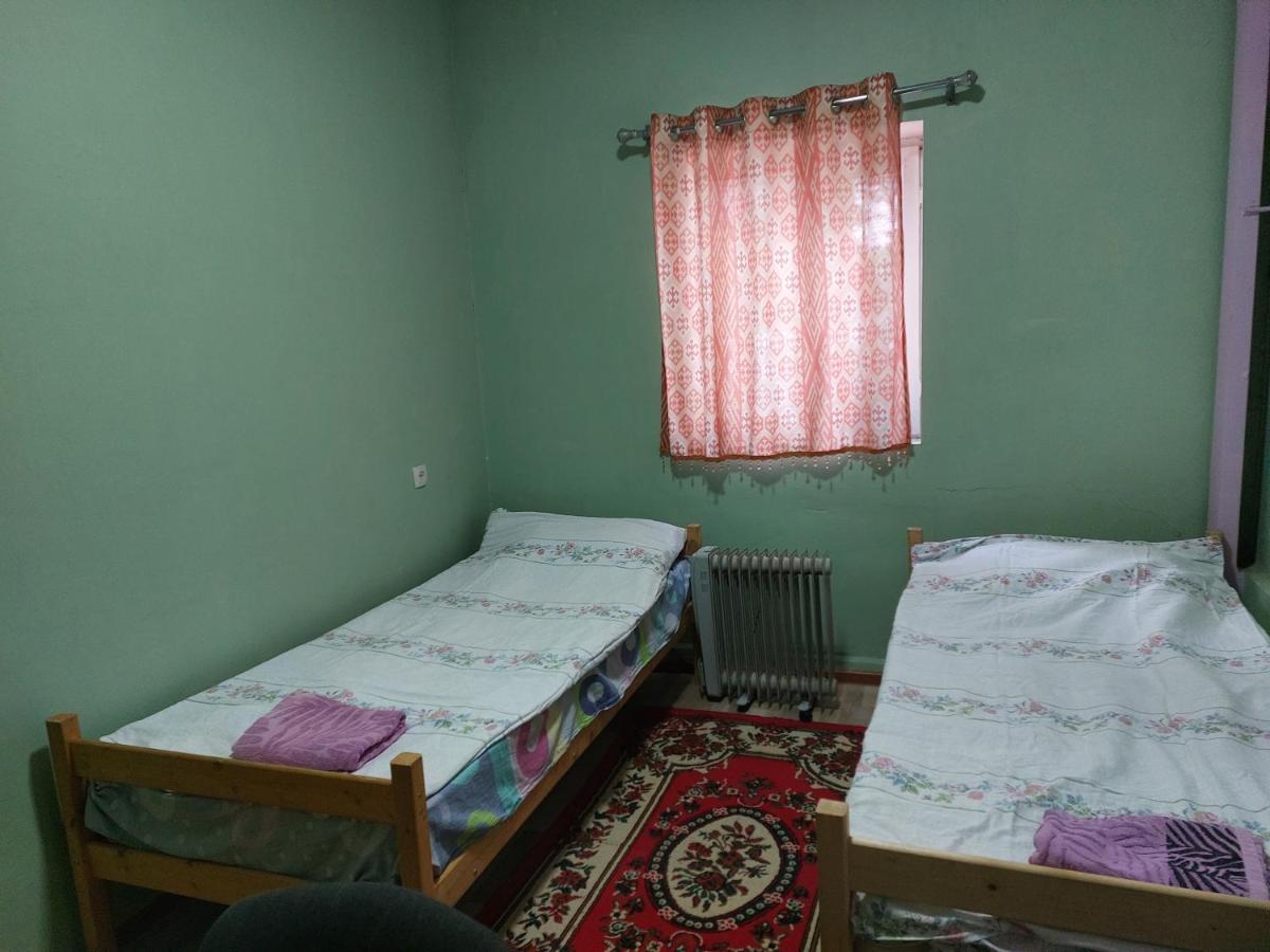 Hotel Konok Center Oš Exteriér fotografie