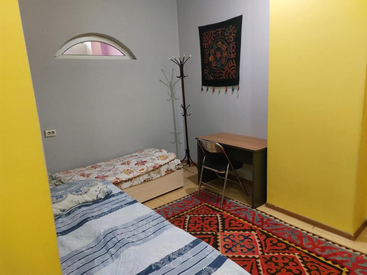 Hotel Konok Center Oš Exteriér fotografie