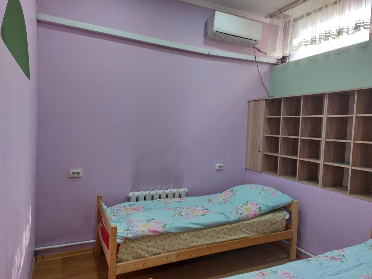 Hotel Konok Center Oš Exteriér fotografie