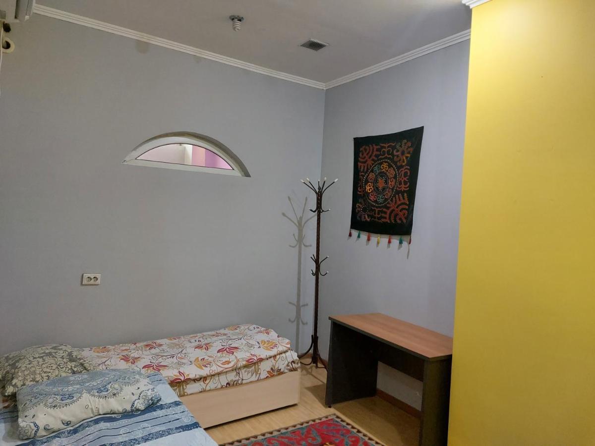Hotel Konok Center Oš Exteriér fotografie