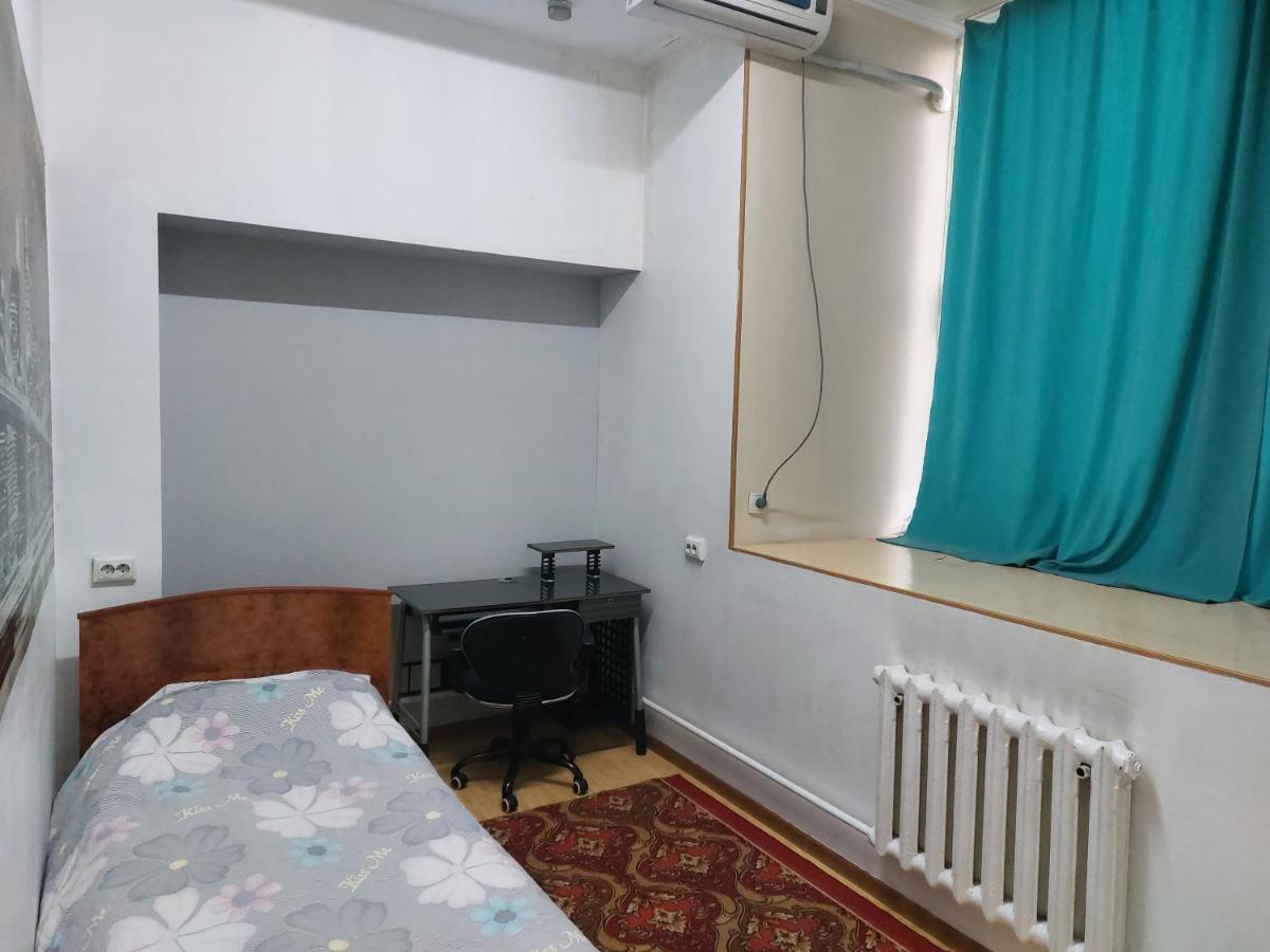 Hotel Konok Center Oš Exteriér fotografie